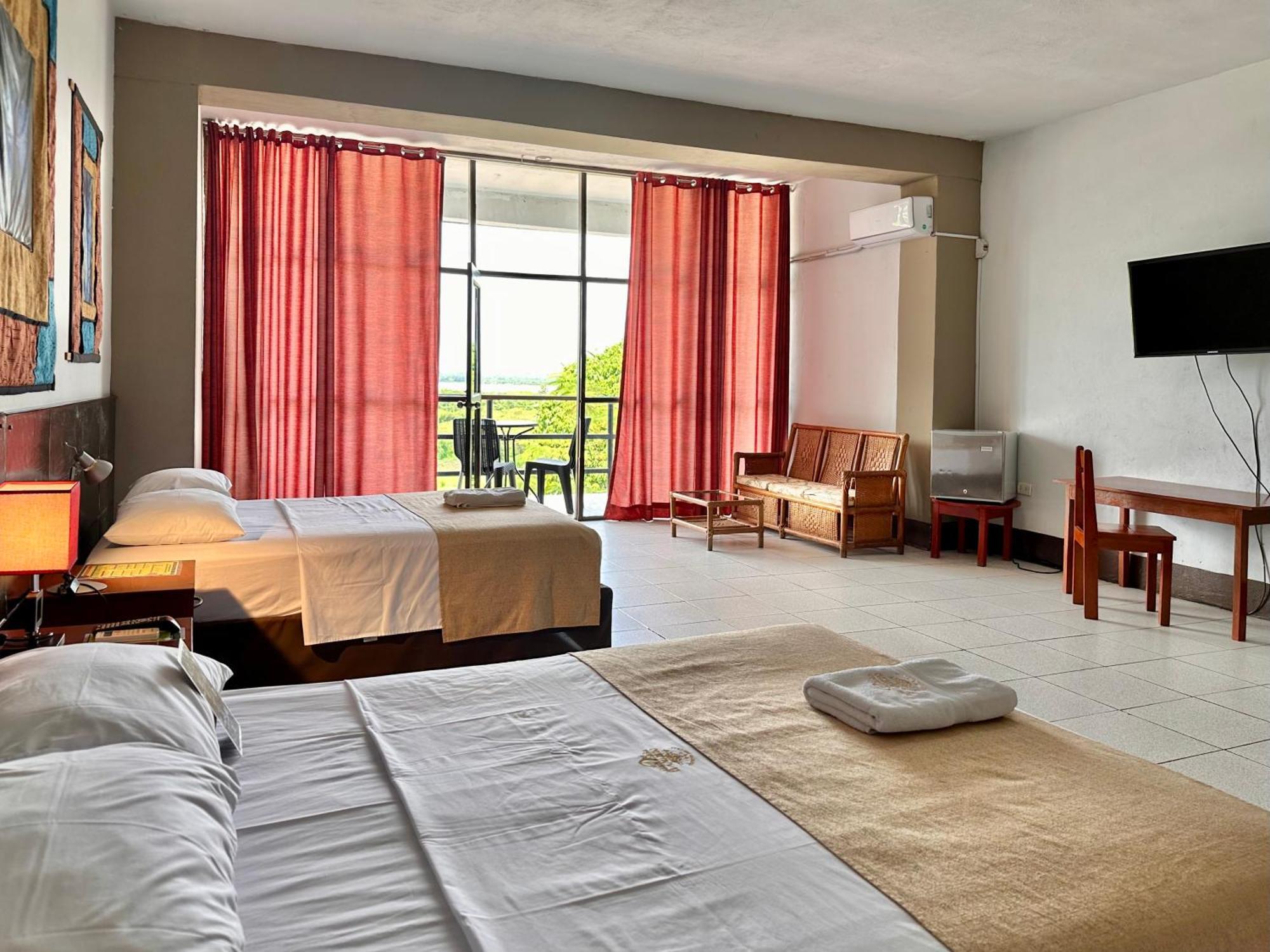 El Cauchero Hotel Iquitos Eksteriør billede